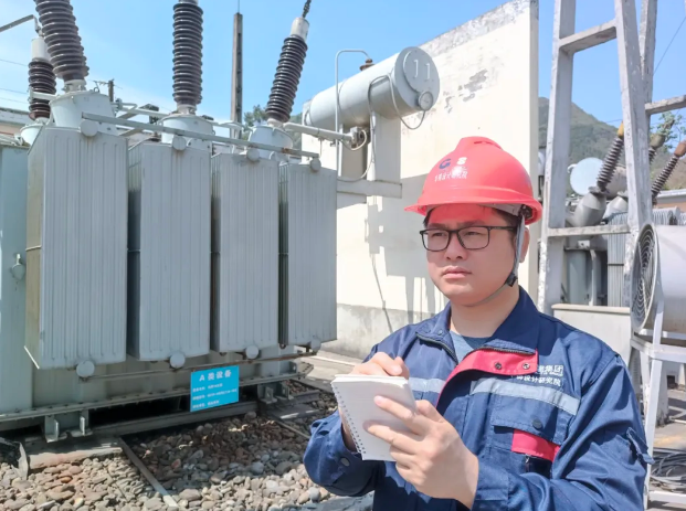 紅色錫都丨華錫有色勞模 韋?。簲?shù)字賦能變電站 智慧礦山筑基人